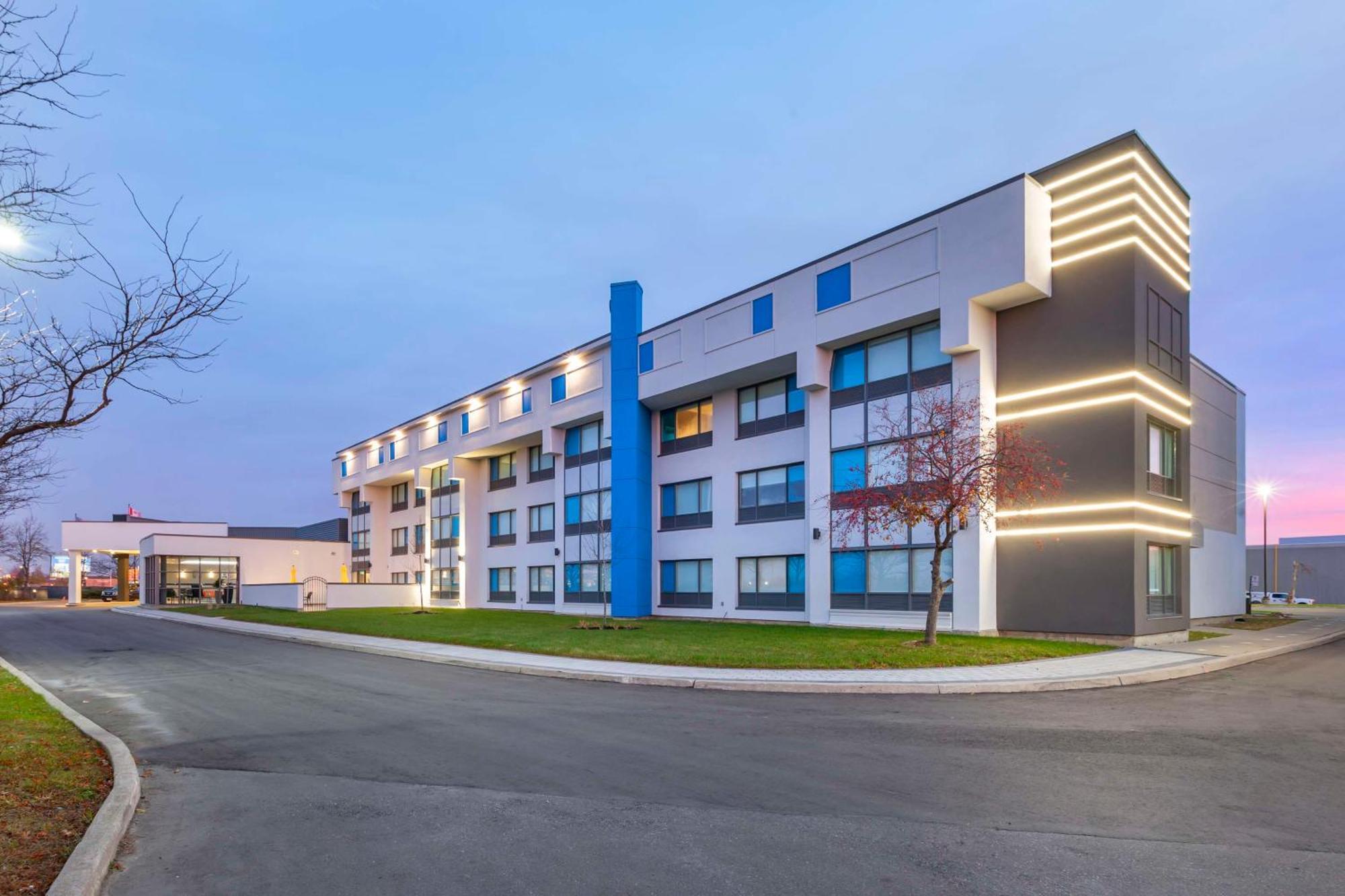 Glo Best Western Mississauga Corporate Centre Exterior foto